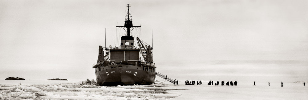 WC-coast-guard-liberty Emperor Feet