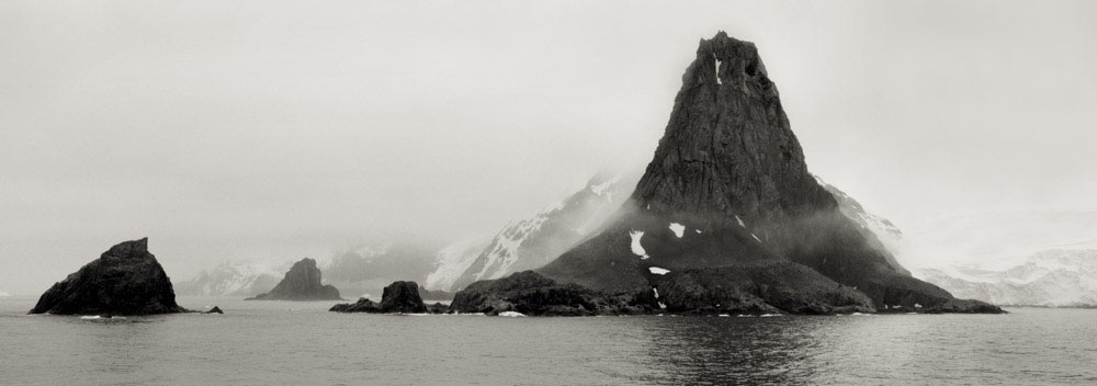 WC-elephant-island Emperor Feet