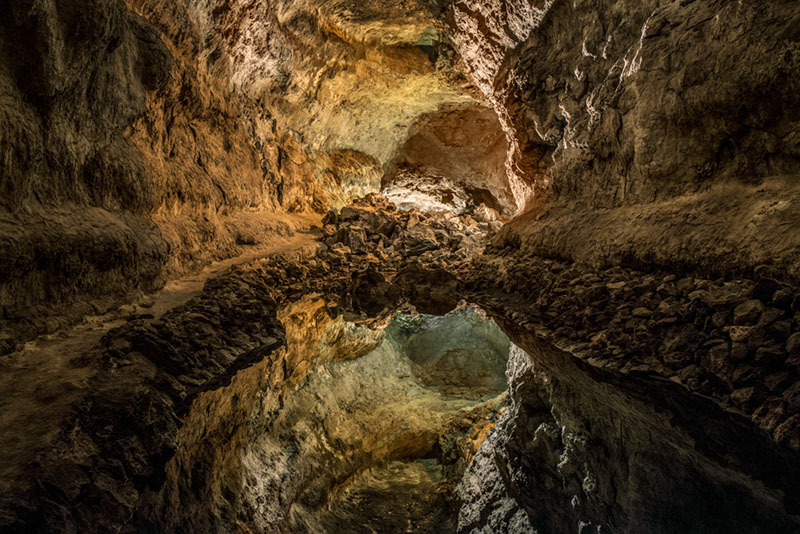 Crevasse Ceiling