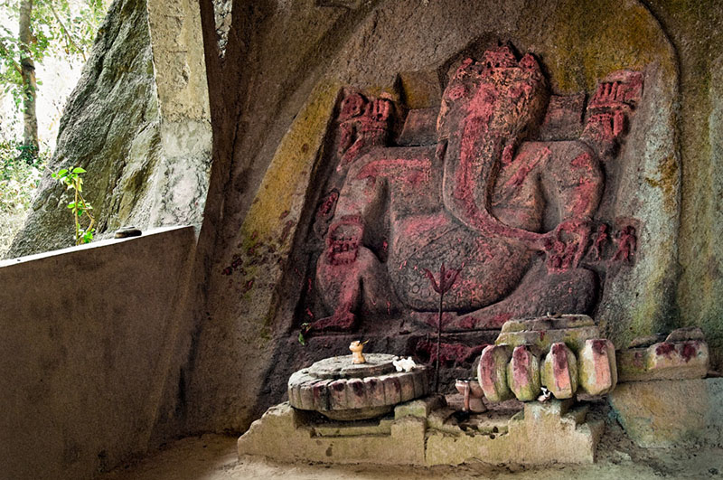 jungle-ganesh Crevasse Ceiling